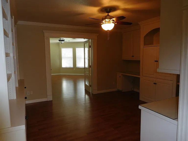 5809 W Menlo Ave — Photo 23