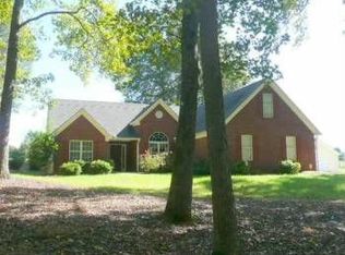 421 Pleasant Hill Church Rd NE, Winder, GA 30680