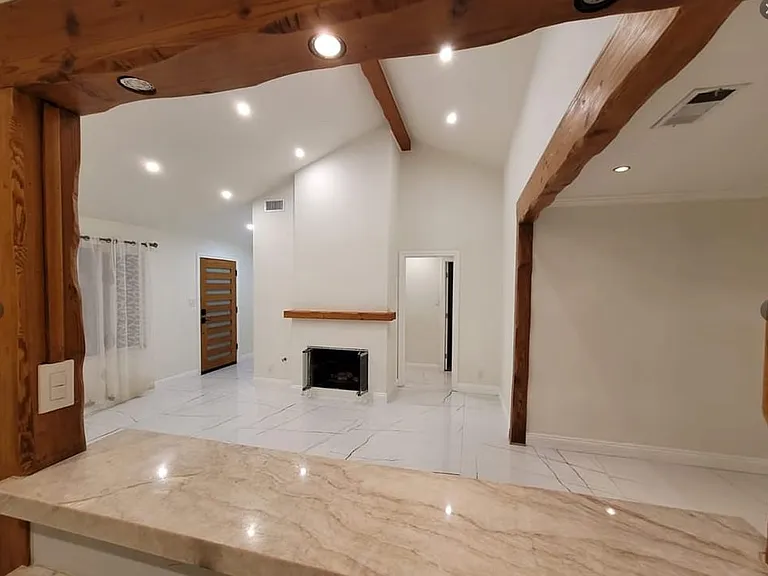 7914 Jellico Ave — Photo 5