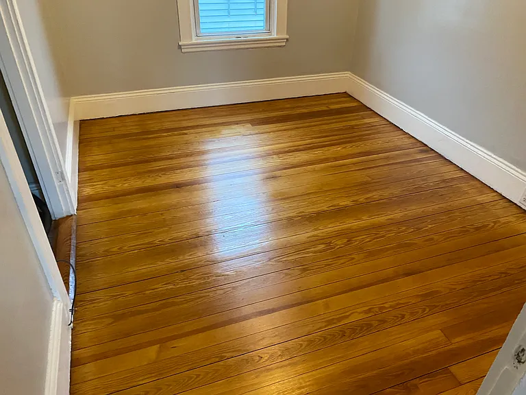 13 Hall St #3 — Photo 4