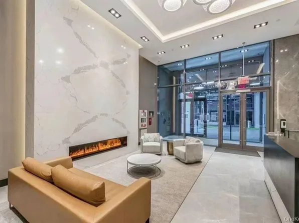 134-37 35th Avenue image 2 of 10