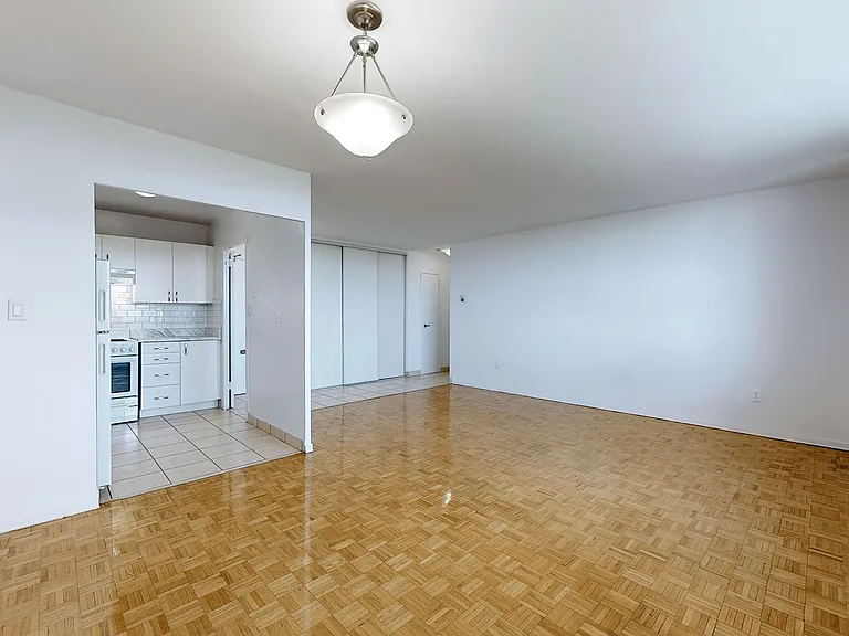 1200 York Mills Rd — Photo 8