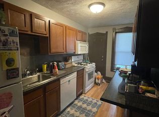 University Four, Omaha, NE 68105