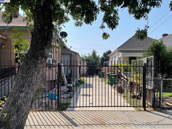 420 E Jackson St, Stockton, CA 95206