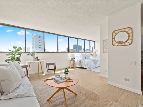 1134 Kinau St APT 1204, Honolulu, HI 96814