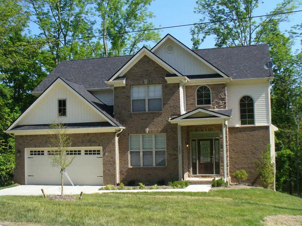 1st image of 131 Whispering Pines Dr