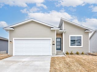 1843 17th St SE, Altoona, IA 50009