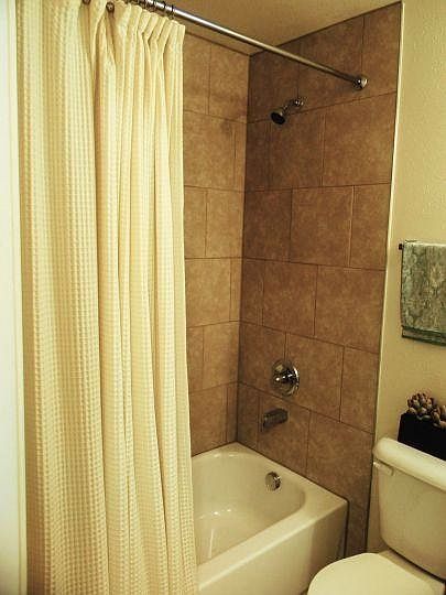 1st image of 1195 E Walnut St APT V4
