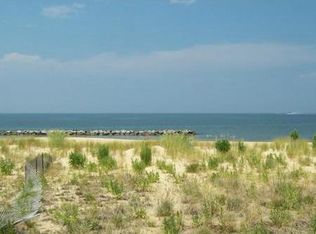 9661 Dolphin Run, Norfolk, VA 23518