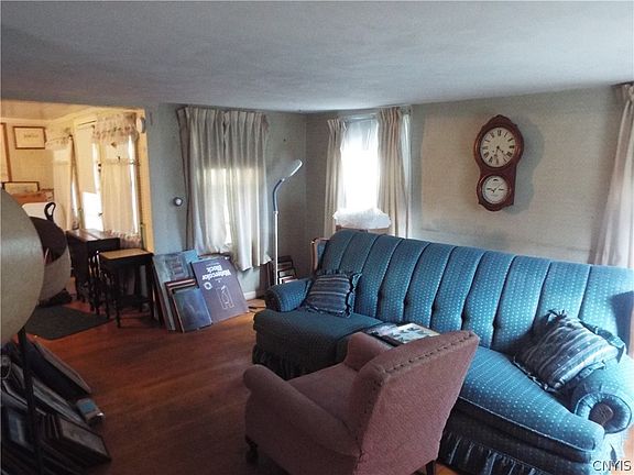 2nd image of 217 Yates Pl