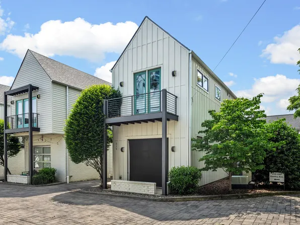 215 Gentry Ave, Nashville, TN 37206