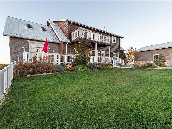 3rd image of 2139 Iron Mountain Rd