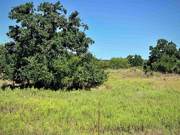 5th image of Buffalo Spring Circle