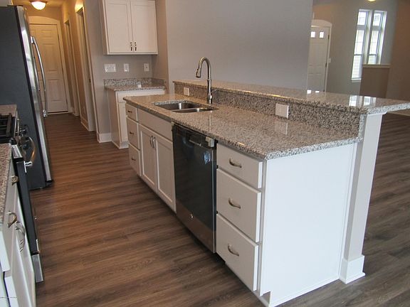 3rd image of 358 Barrington Cir #45