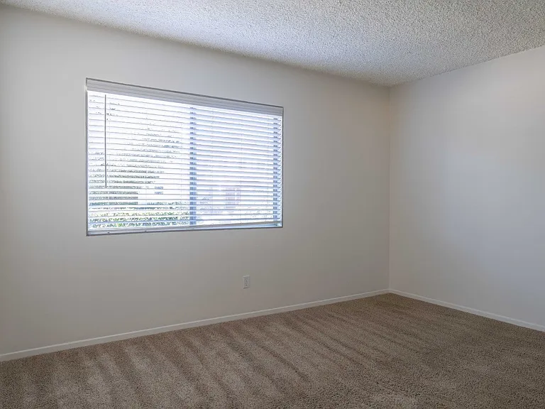 346 S Los Robles Ave #1 — Photo 10