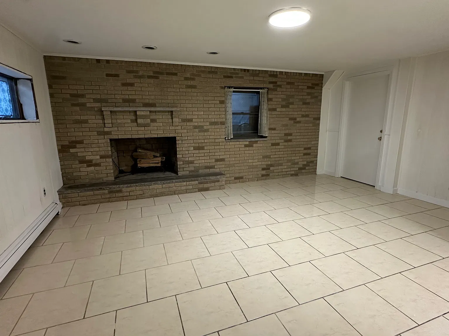 1 bed, 900 sqft, $1,900 — Photo 3