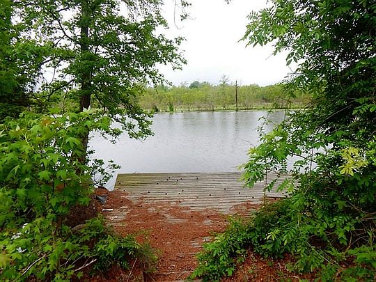 3rd image of 419 Forest Cove Dr