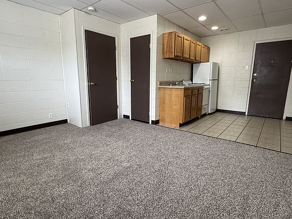5th image of 535 S Lincoln St #20