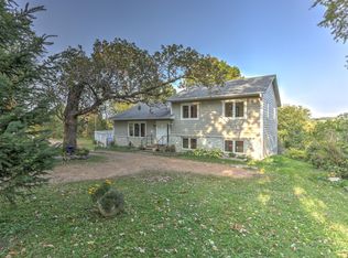 3727 E 255th St, Webster, MN 55088