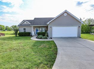 160 Keeneland Ct, Paducah, KY 42001