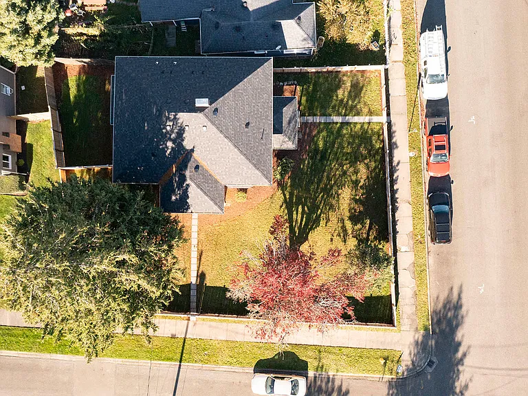 705 4th Ave SW #3 — Photo 12
