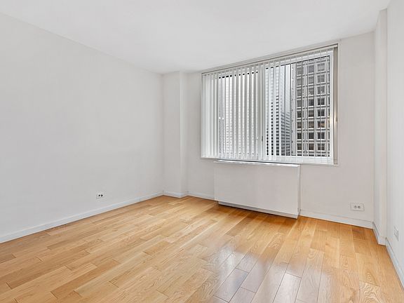 5th image of 245 E 54th St APT 25A