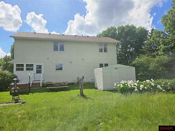 3rd image of 111 Hosanna Ct
