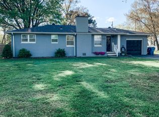 2837 S Maple St, Carthage, MO 64836