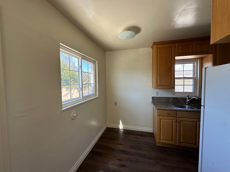 Dining nook