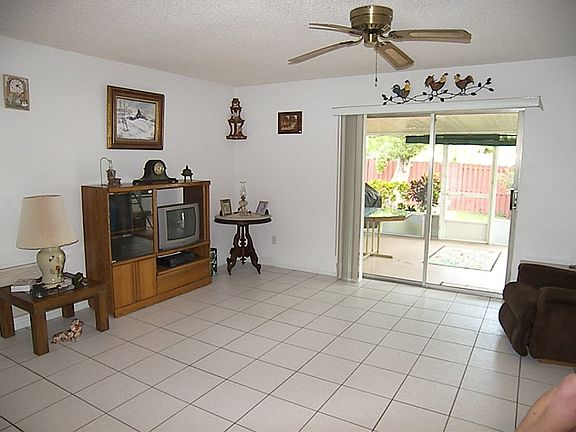 3rd image of 780 17th Ave