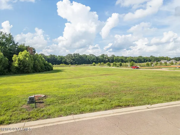 208 Huxley, Starkville, MS 39759