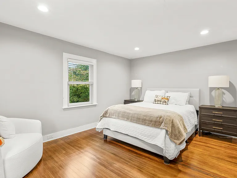 20 Elk Ave — Photo 32
