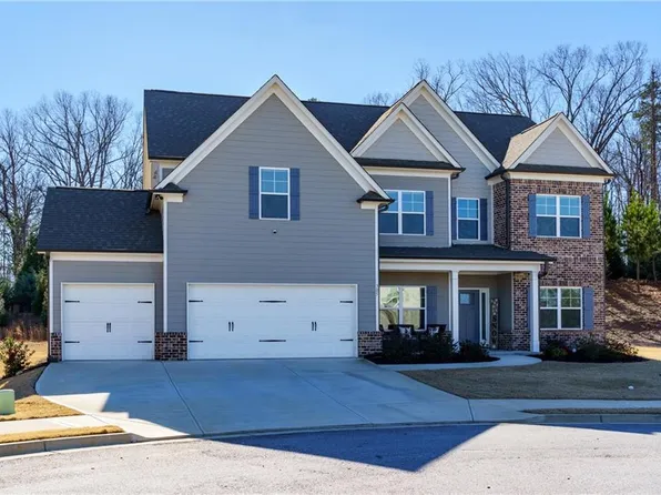 305 Parkers Pl, Hoschton, GA 30548