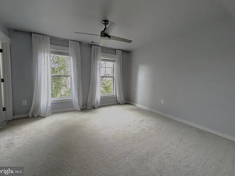 22447 Verde Gate Ter — Photo 40