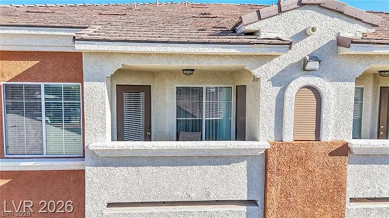 2 bed, 2.0 bath, 1121 sqft, $1,500 — Photo 2