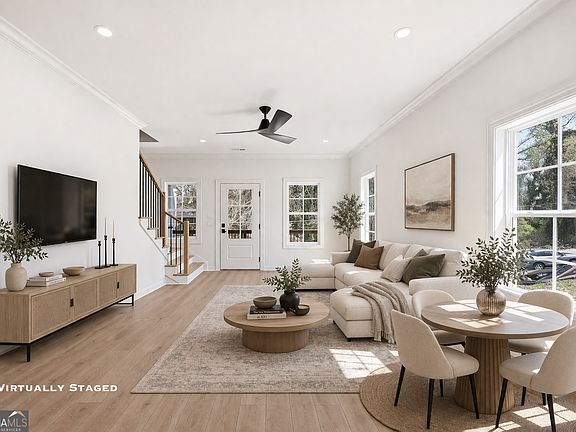5th image of 1121 Riverside Ter