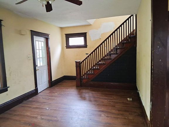 5th image of 48 McKinley Pl N