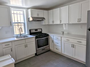 615 Fallon St, Oakland, CA 94607