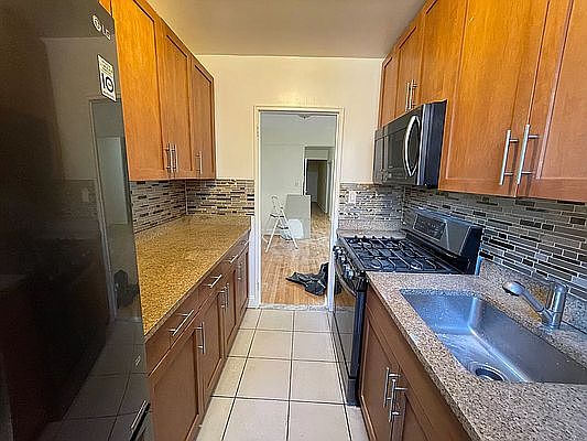 2nd image of 83-30 118th St #F6