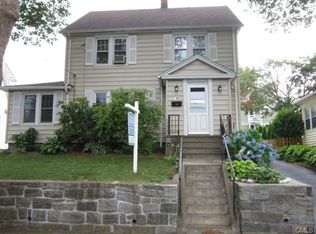 111 Hale Ter, Bridgeport, CT 06610