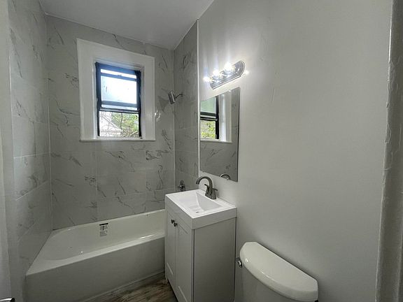 5th image of 2 Noll Pl APT 14