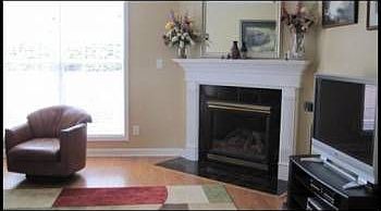 3rd image of 566 Glen Ives Way