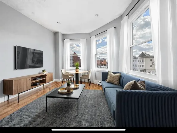 1810 Dorchester Ave APT 8, Dorchester, MA 02124