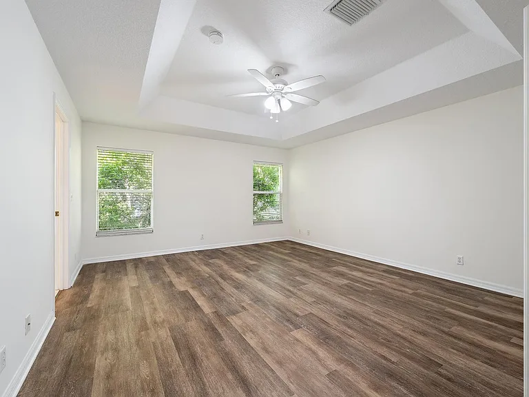 9091 Villa Palma Ln — Photo 5
