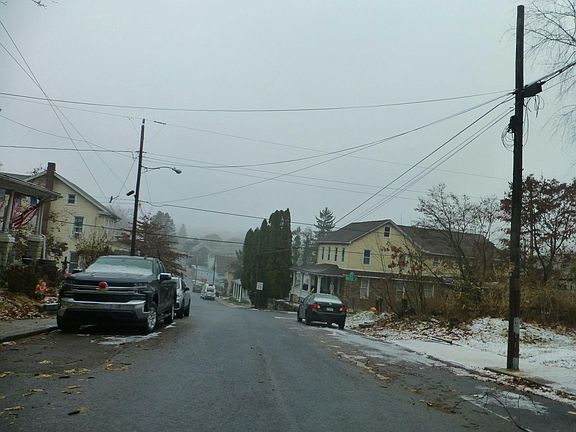5th image of 517 2nd St