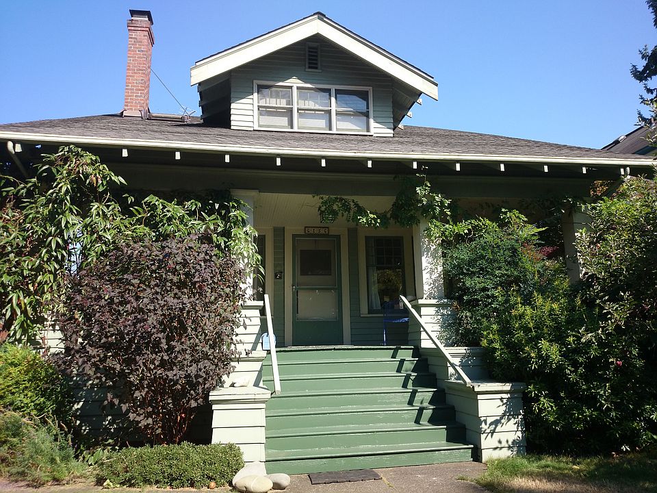 2nd image of 6256 19th Ave NE