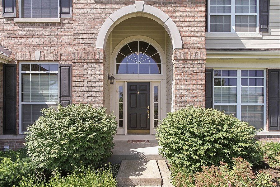 1st image of 1383 Grantham Dr