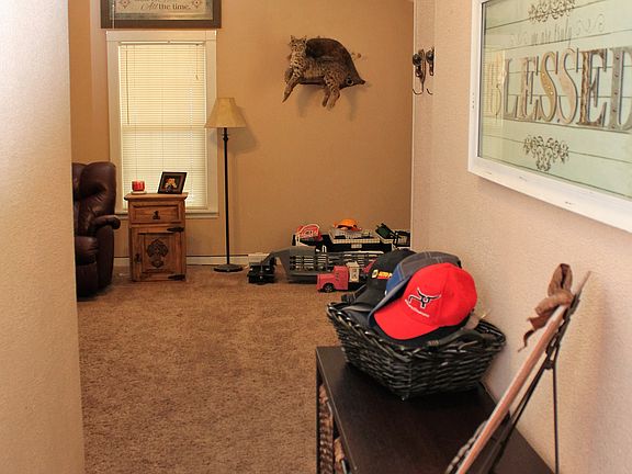 3rd image of 803 Avenue N
