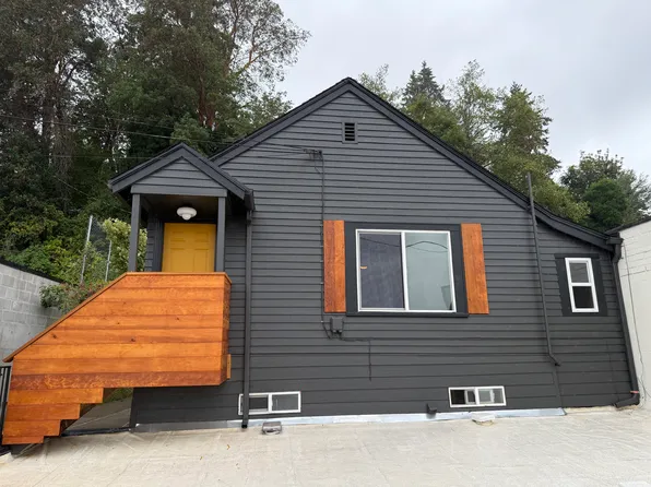 339 1/2 Wycoff Ave, Bremerton, WA 98312