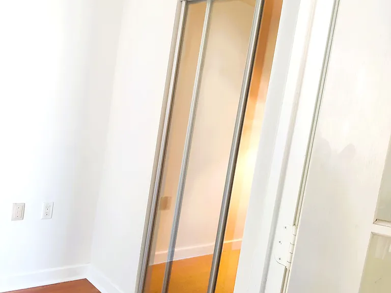 85 Bloor St E #607 — Photo 16